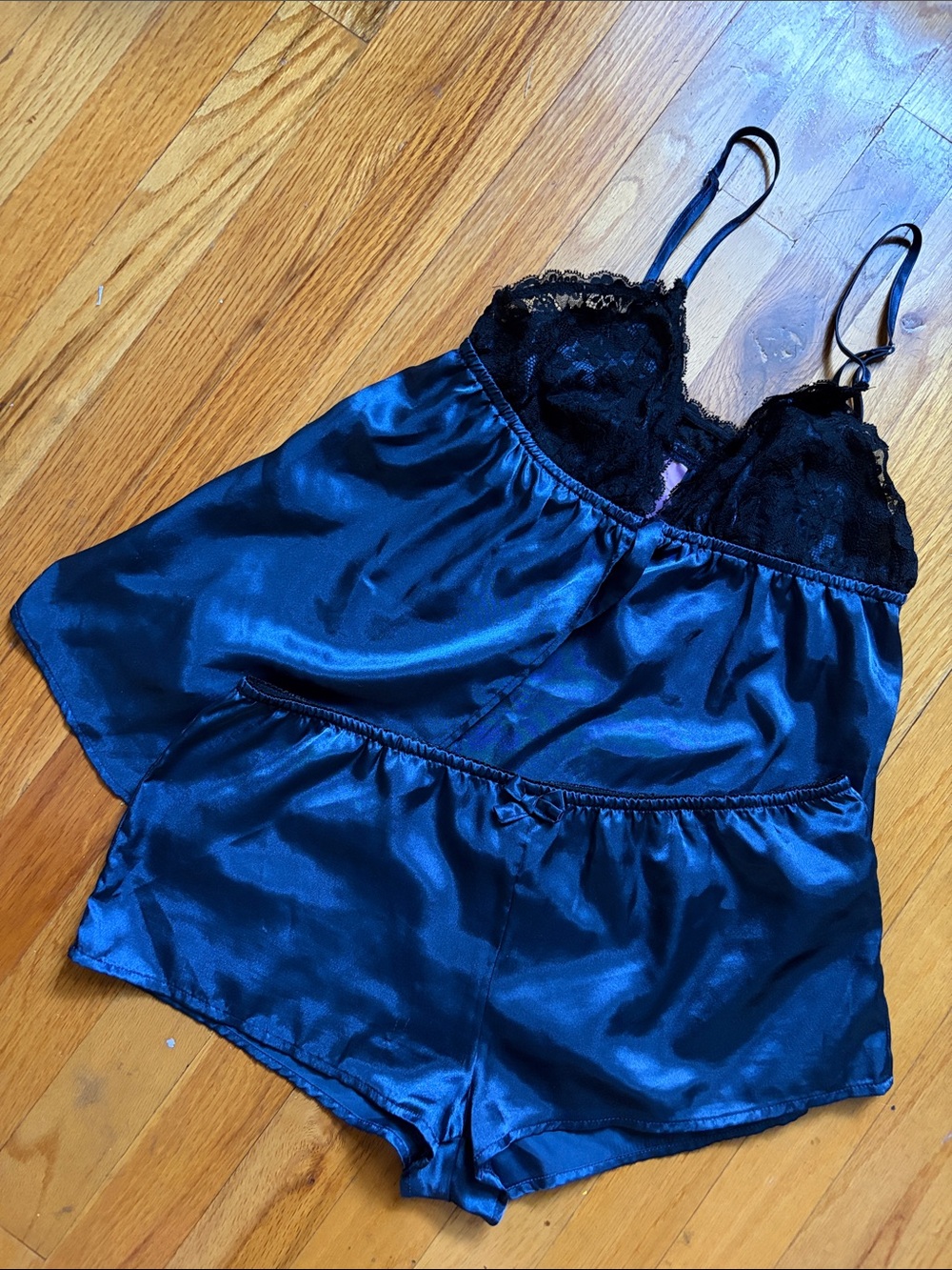 Forever 21 Black Satin Lace Cami & Shorts Sleep Set